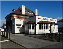 TA0428 : The Anlaby Park public house by JThomas