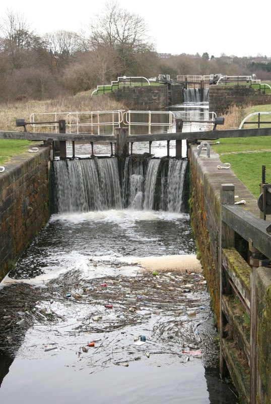Lock 31, Forth and Clyde Canal © Richard Sutcliffe :: Geograph Britain ...