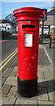 NZ5925 : George VI postbox on Coatham Road, Redcar by JThomas