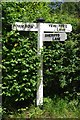 Old Direction Sign - Signpost by Yew Tree Lane, Rotherfield parish