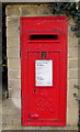 SO9623 : King George VI postbox in a Bouncers Lane wall, Cheltenham by Jaggery