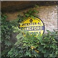 Old circular AA Sign on Main Street, Fringford