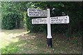 Direction Sign - Signpost by Horebeech Lane, Horam parish