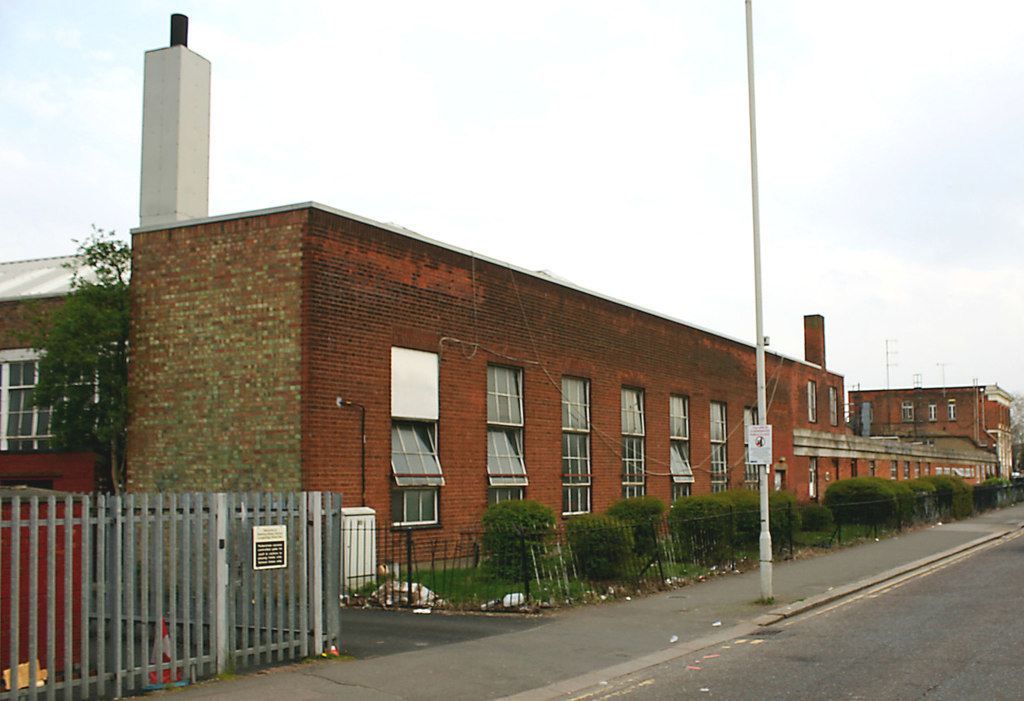 Barking bus garage, west elevation © David Kemp :: Geograph Britain and ...