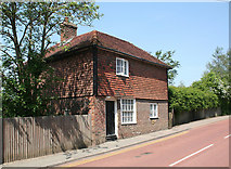 TQ7323 : Old Toll House by High Street, Robertsbridge by Alan Rosevear