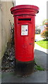 Elizabeth II postbox on Burnley Road, Padiham