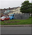 Warne Street electricity substation, Fleur-de-lis