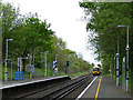 Networker approaching Falconwood station