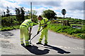 Renewing road markings, Shanog Road