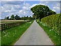 Road and farmland, Ramsbury