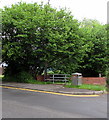 Metal bench and metal litter bin, Twyn Road, Ystrad Mynach