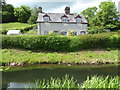 Cottage beside the Montgomery Canal near Garthmyl