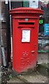 Elizabeth II postbox on Long Lane, Halesowen
