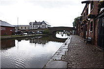 SD4412 : Leeds & Liverpool Canal by Ian S