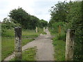 Former Cheltenham to Stratford-upon-Avon railway line - Knobbs Farm crossing