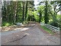 Track leaving minor road for Brigton and Bellwood Farm