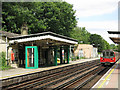 Totteridge and Whetstone tube station