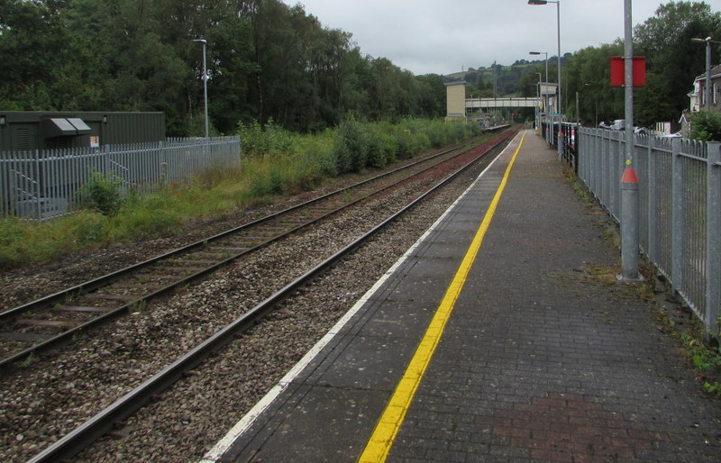 Platform 2, Ystrad Mynach railway... © Jaggery :: Geograph Britain and ...