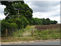 Field entrance off Redbourn Road (A5183)