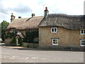 Thatched cottages in Lullington