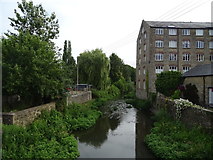 ST9386 : River Avon in Malmesbury  by JThomas