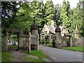 Newstead Abbey gates, Ravenshead