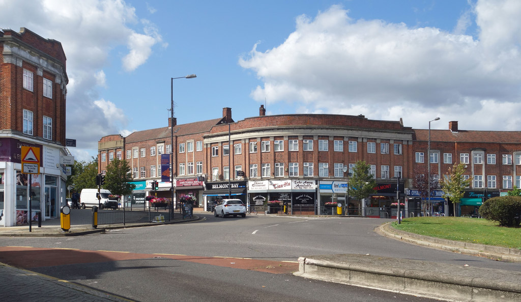 Belmont Circle, North Side © Des Blenkinsopp :: Geograph Britain and ...