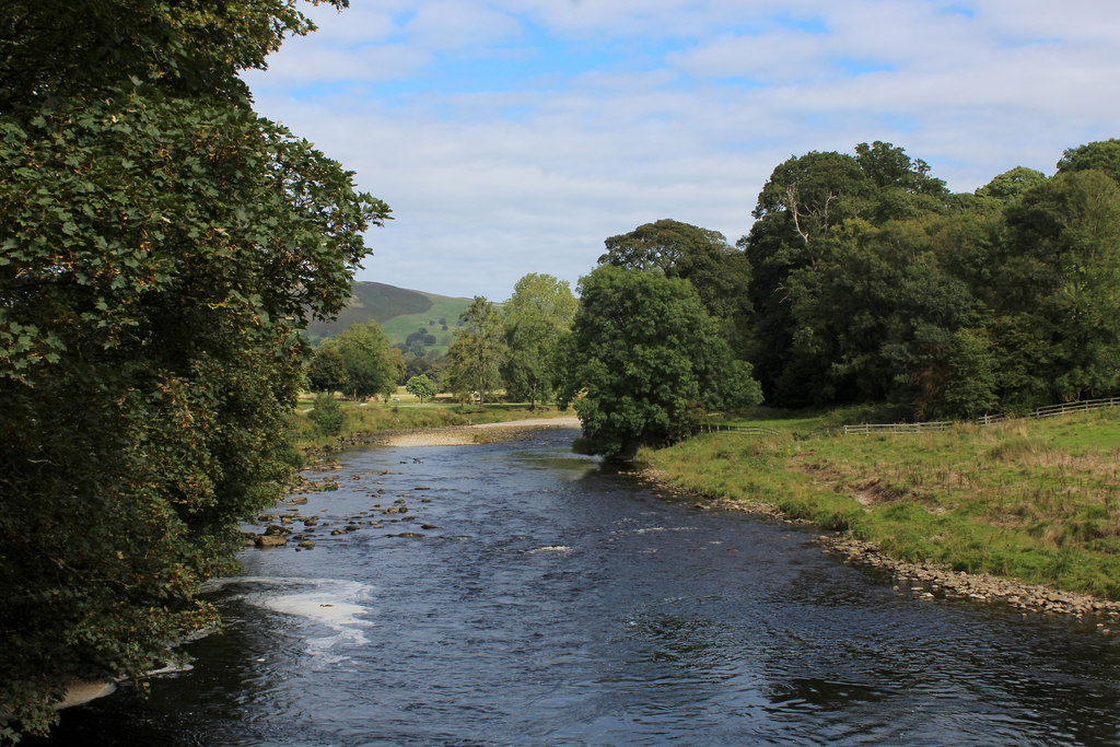 River Wharfe at Bolton Abbey © Chris Heaton :: Geograph Britain and Ireland