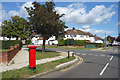 Beverley Gardens crosses Curzon Avenue