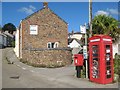 Quay Road defibrillator