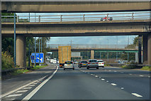 SJ6292 : Winwick : M6 Motorway by Lewis Clarke