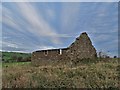 Ruinous barn by Wetley Lane