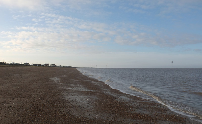 Beach, Heacham © habiloid :: Geograph Britain and Ireland