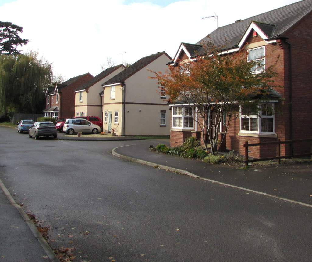 Uptons Garden Houses Whitminster © Jaggery Geograph Britain And