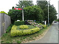 Railway themed floral display on the B4553, Cricklade