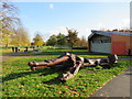 TQ3277 : Carved sculpture in Burgess Park by Malc McDonald