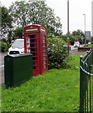 ST1597 : Green and red in Pengam by Jaggery