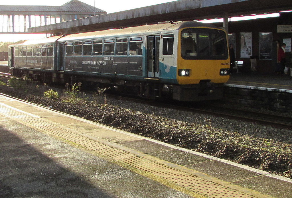 Swansea train at Neath station platform... © Jaggery :: Geograph ...