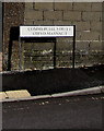 Bilingual street name sign in Seven Sisters