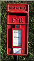 TA3425 : Elizabeth II postbox on Withernsea Road, Hollym by JThomas