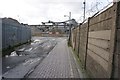 Thames path on Riverside (road)