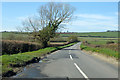 Road towards Ashendon