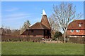 TQ8744 : Oast House at Malthouse Farm, Swifts Green, Smarden by Oast House Archive