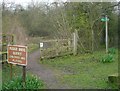 Path from Little Marlow into Spade Oak Nature Reserve