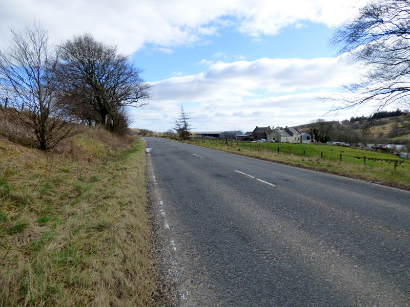 The A760 road © Thomas Nugent :: Geograph Britain and Ireland