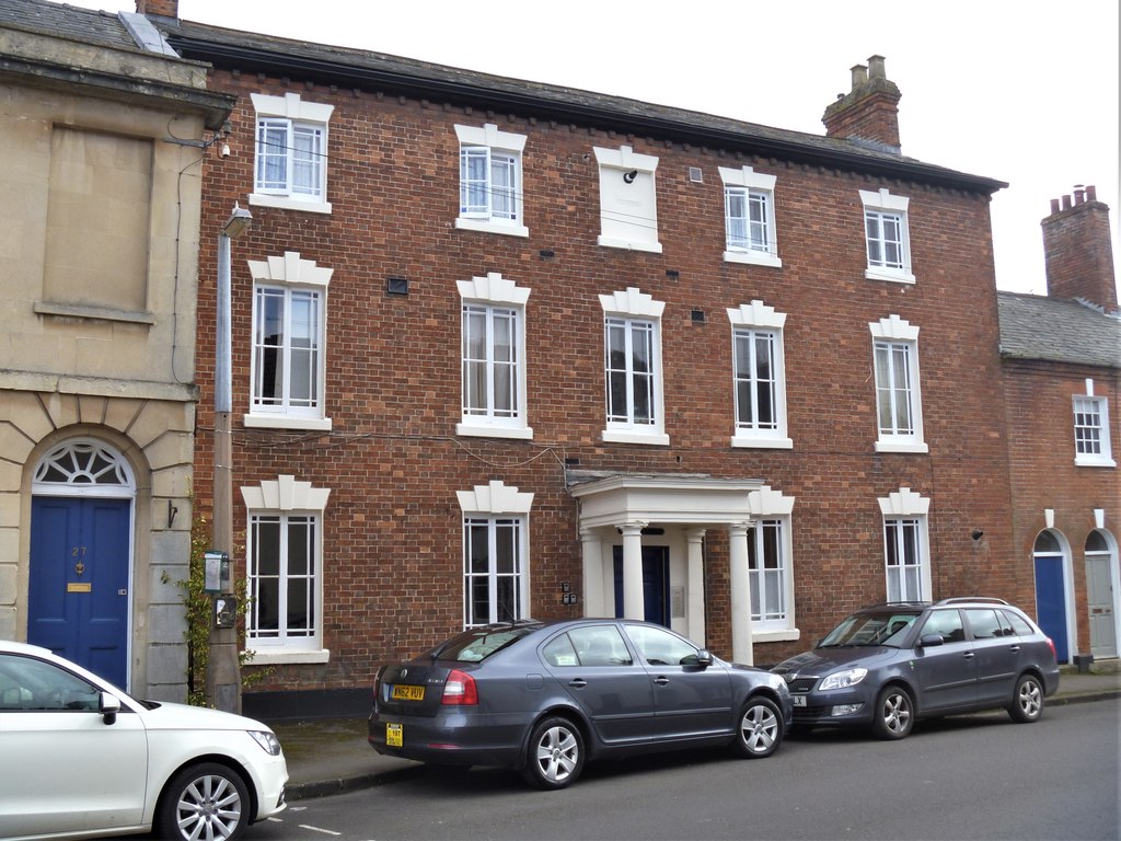 Devizes houses [74] © Michael Dibb :: Geograph Britain and Ireland