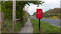 J5583 : Postbox near Groomsport by Rossographer