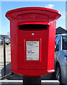 SE6763 : Elizabeth II postbox on Rice Lane, Thornton Moor by JThomas