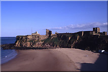 NZ3769 : Short Sands and Tynemouth Priory ruins, Tynemouth by Colin Park