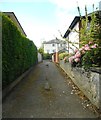 Path to Burnbrae Avenue